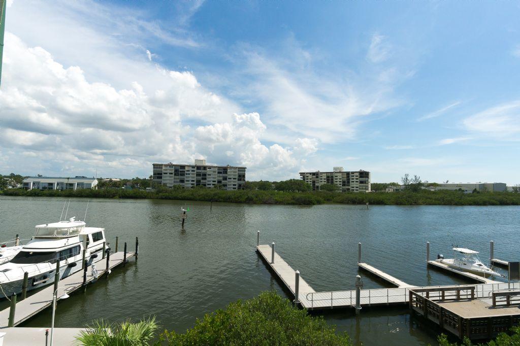 Harbourside At Marker 33 Unit 316 Condo Clearwater Beach Exterior photo